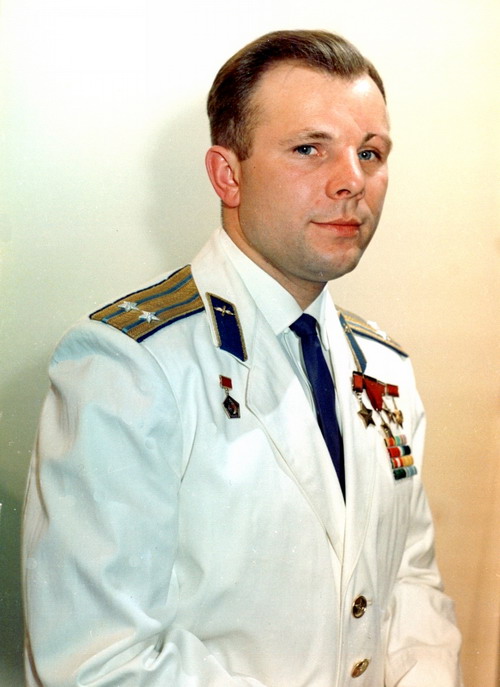 gagarin100.jpg